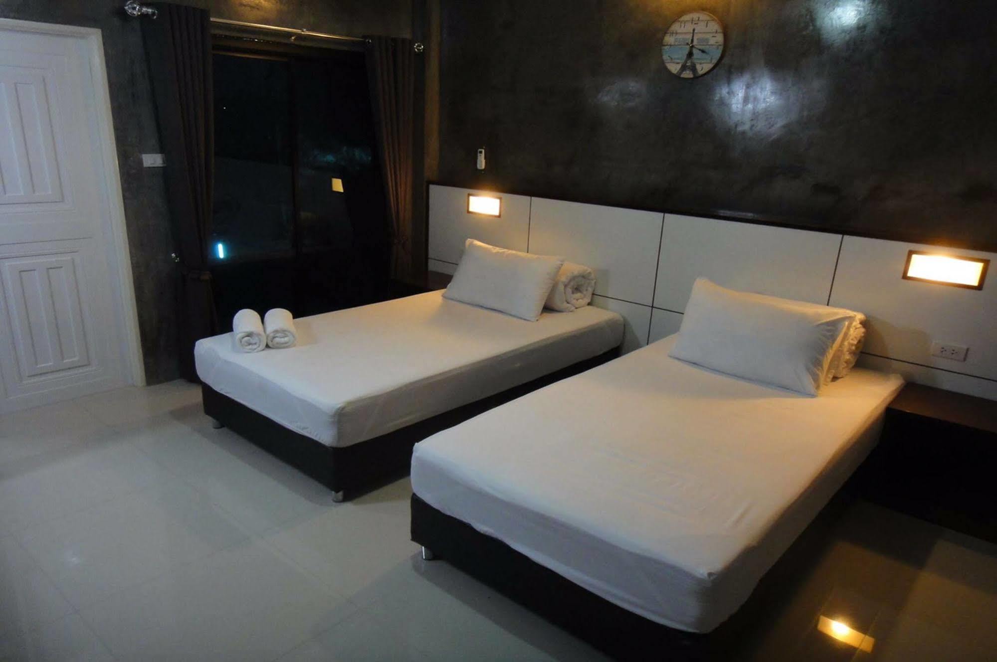 The Grace Hotel Kalasin Ngoại thất bức ảnh